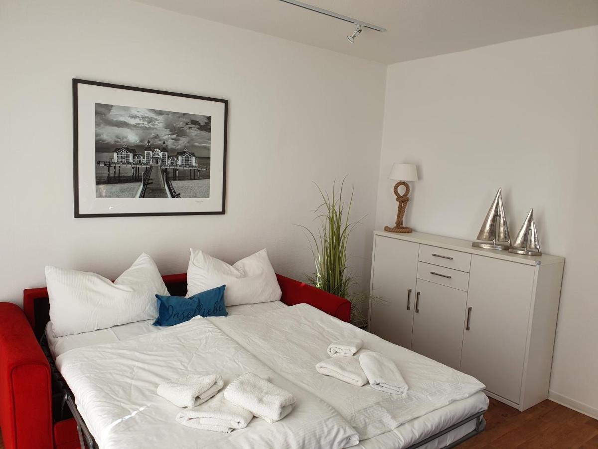 Das Appartement Inselliebe Ruegen Inkl Sauna Und 3H Taeglich Eintritt Ahoi Schwimmbad ゼリン エクステリア 写真